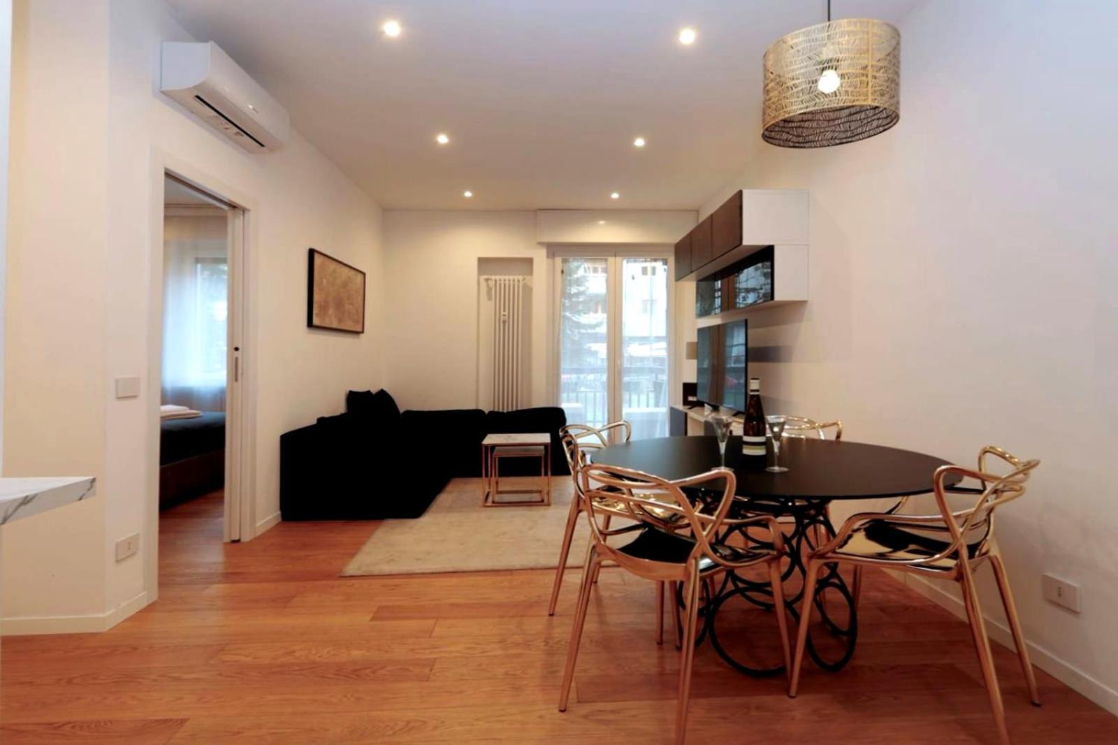 Cozy Apartment Between Sempione, City Life And Mico ! Milánó Kültér fotó